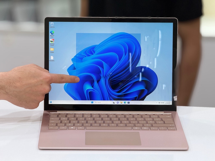 سرفیس لپتاپ۳ طلایی رم۸ حافظه۲۵۶گیگ Microsoft Surface Laptop 3 Rose Gold